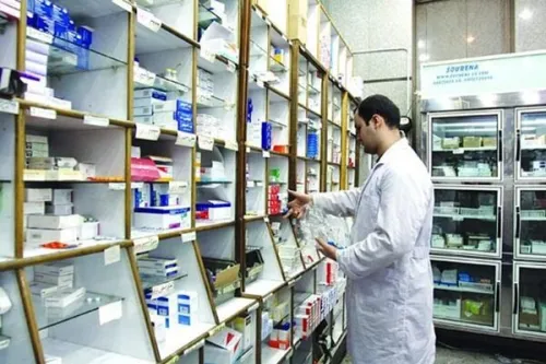 الزام بیمه ها به اصلاح قرارداد داروخانه ها به علاوه نامه