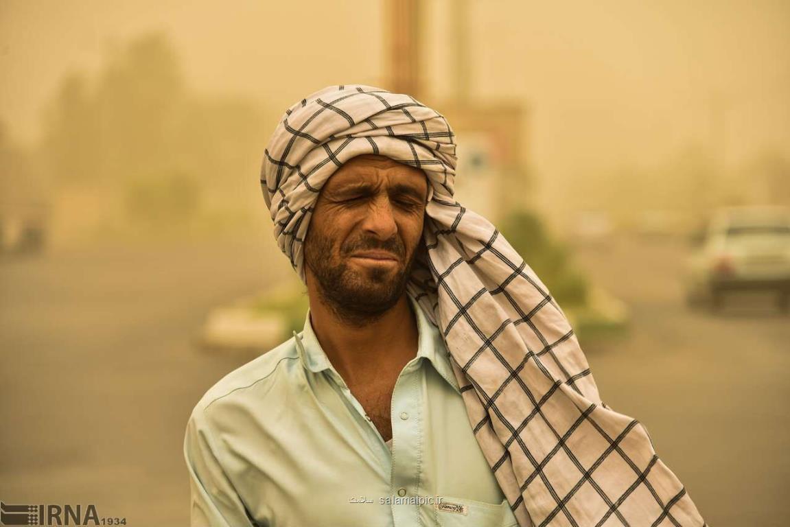 رجوع 130 نفر به مراكز درمانی بر اثر گرد و خاك در سیستان وبلوچستان